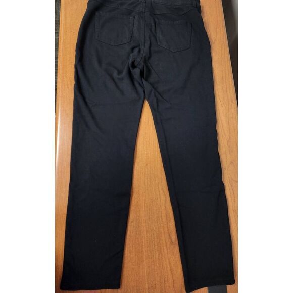 Chico's size 1 black 5 pocket stretch pants. Measures approx 32 waist, 31 inseam - Picture 5 of 8